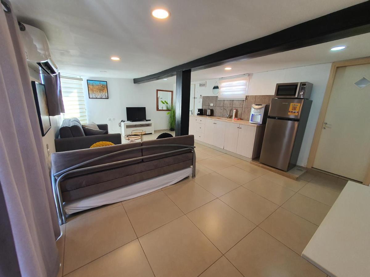 Barak Royal Suites 20 Sea View - ג'קוזי בחצר ומרפסות עם נוף לים Eilat Eksteriør bilde