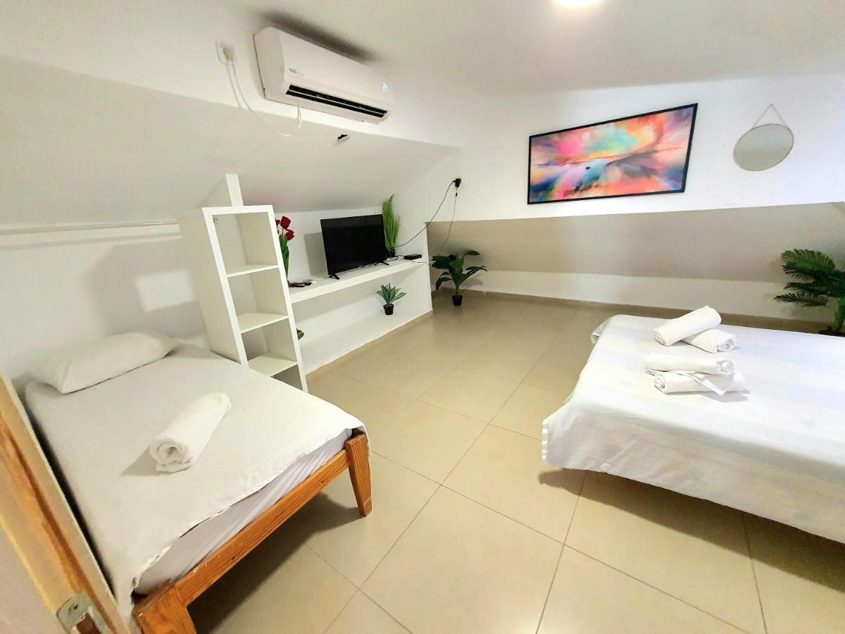 Barak Royal Suites 20 Sea View - ג'קוזי בחצר ומרפסות עם נוף לים Eilat Eksteriør bilde